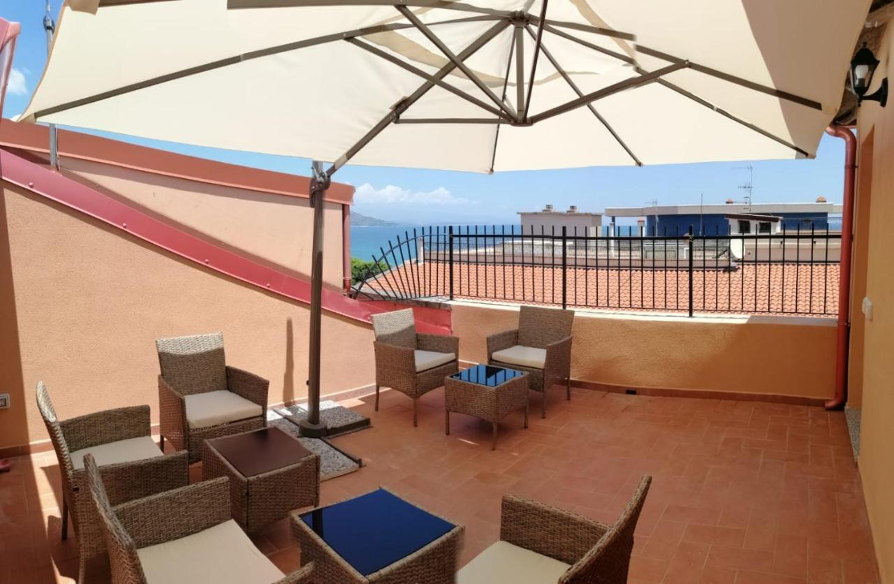 La Conchiglia 2.0 Bed and Breakfast Soverato Marina Exteriör bild